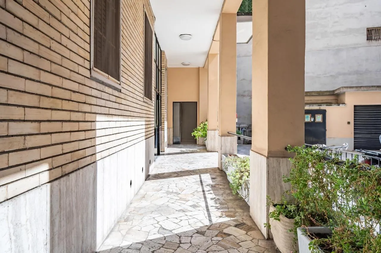 Milano Cozy Apt X4 - 450 Far From Lambrate Fs 0*, Milan Italy